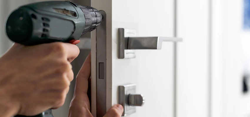 Locksmith For Lock Replacement Near Me in Temescal Valley, CA