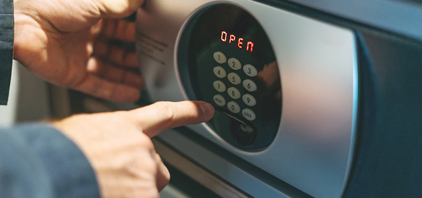 Cash Safe Openers in Temescal Valley, California